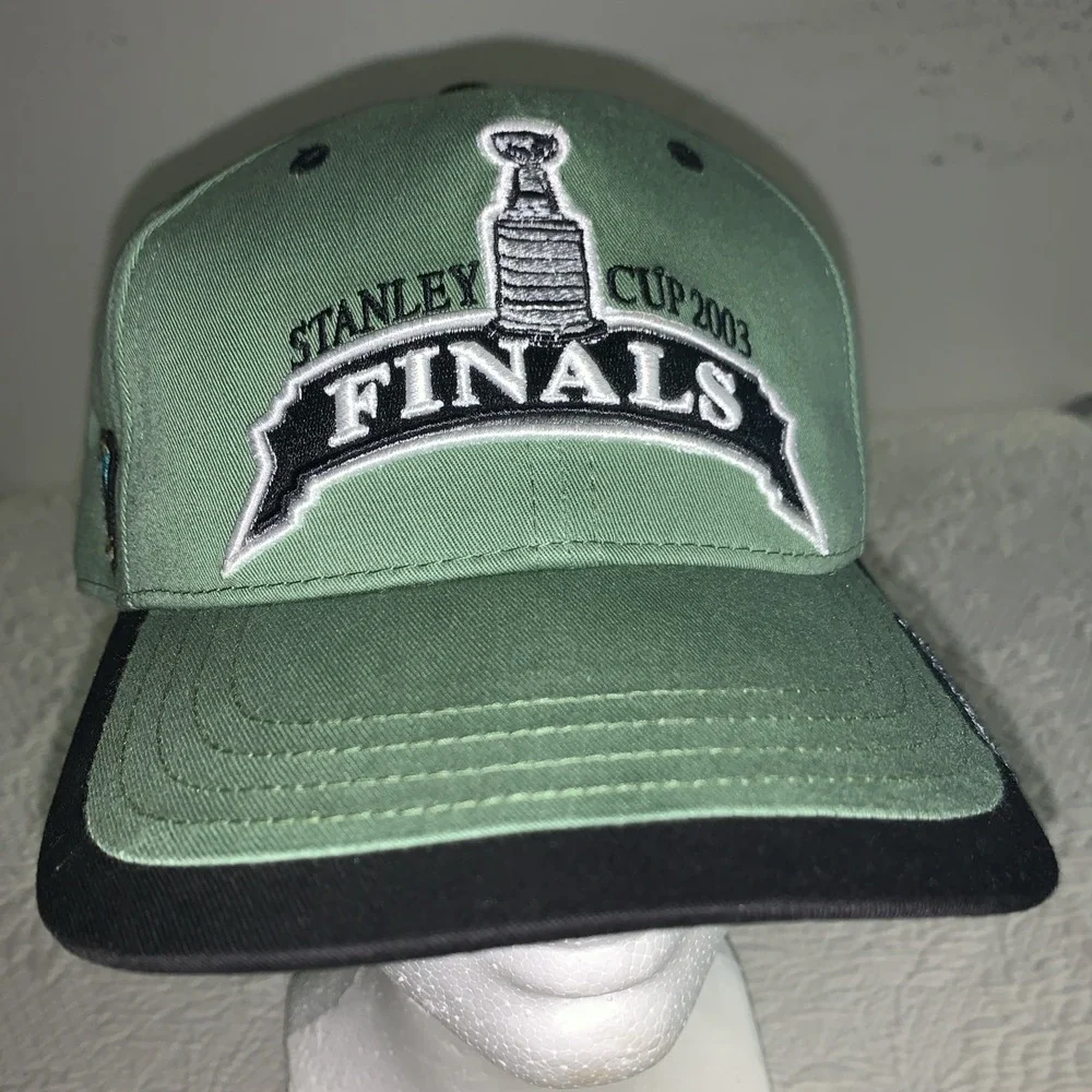 VINTAGE Scarce NHL 2003 Stanley‎ Cup Anaheim Ducks Hat Cap New Era Devils
